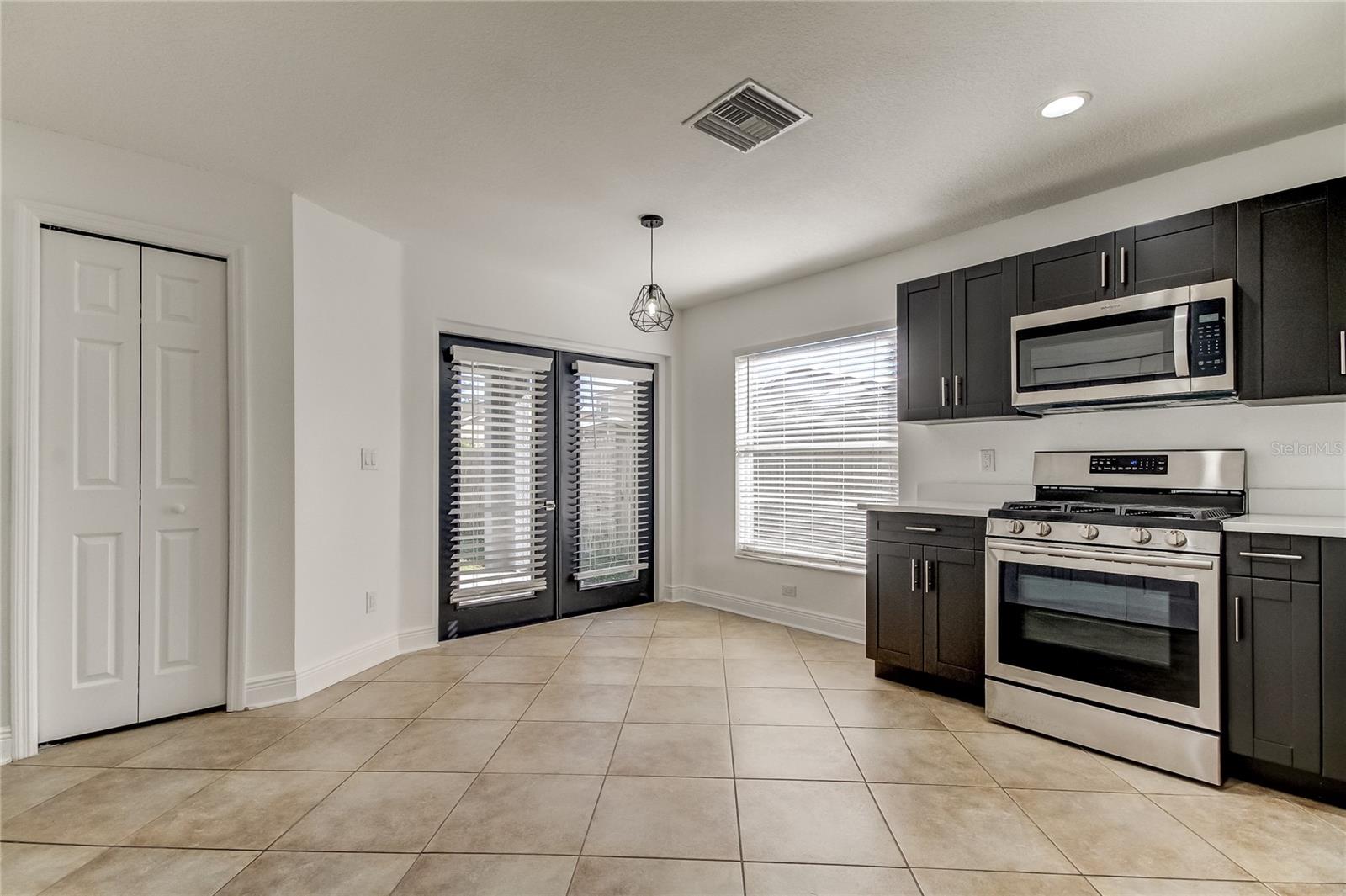 BELLINGHAM OAKS - Residential Lease