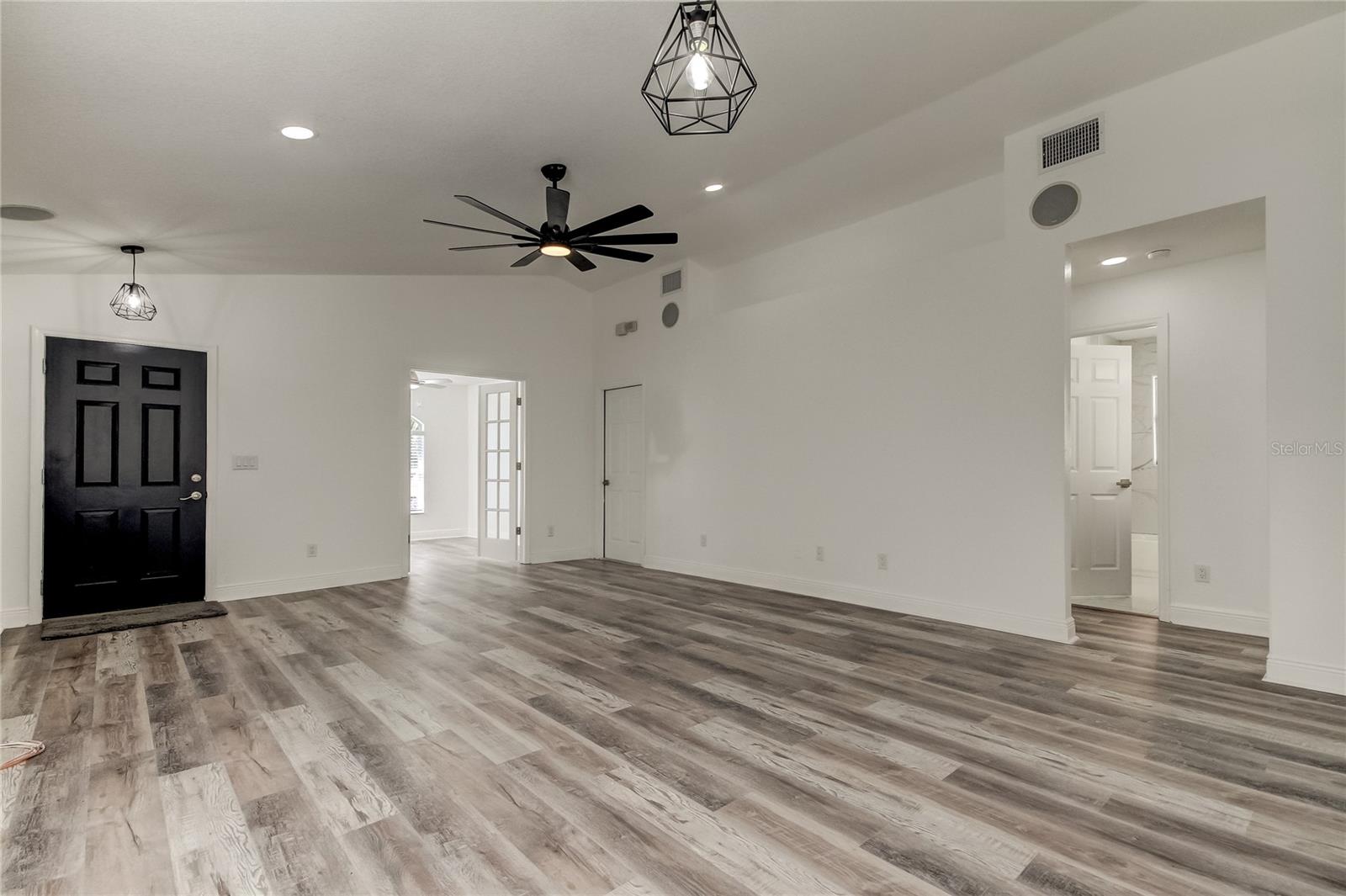 BELLINGHAM OAKS - Residential Lease