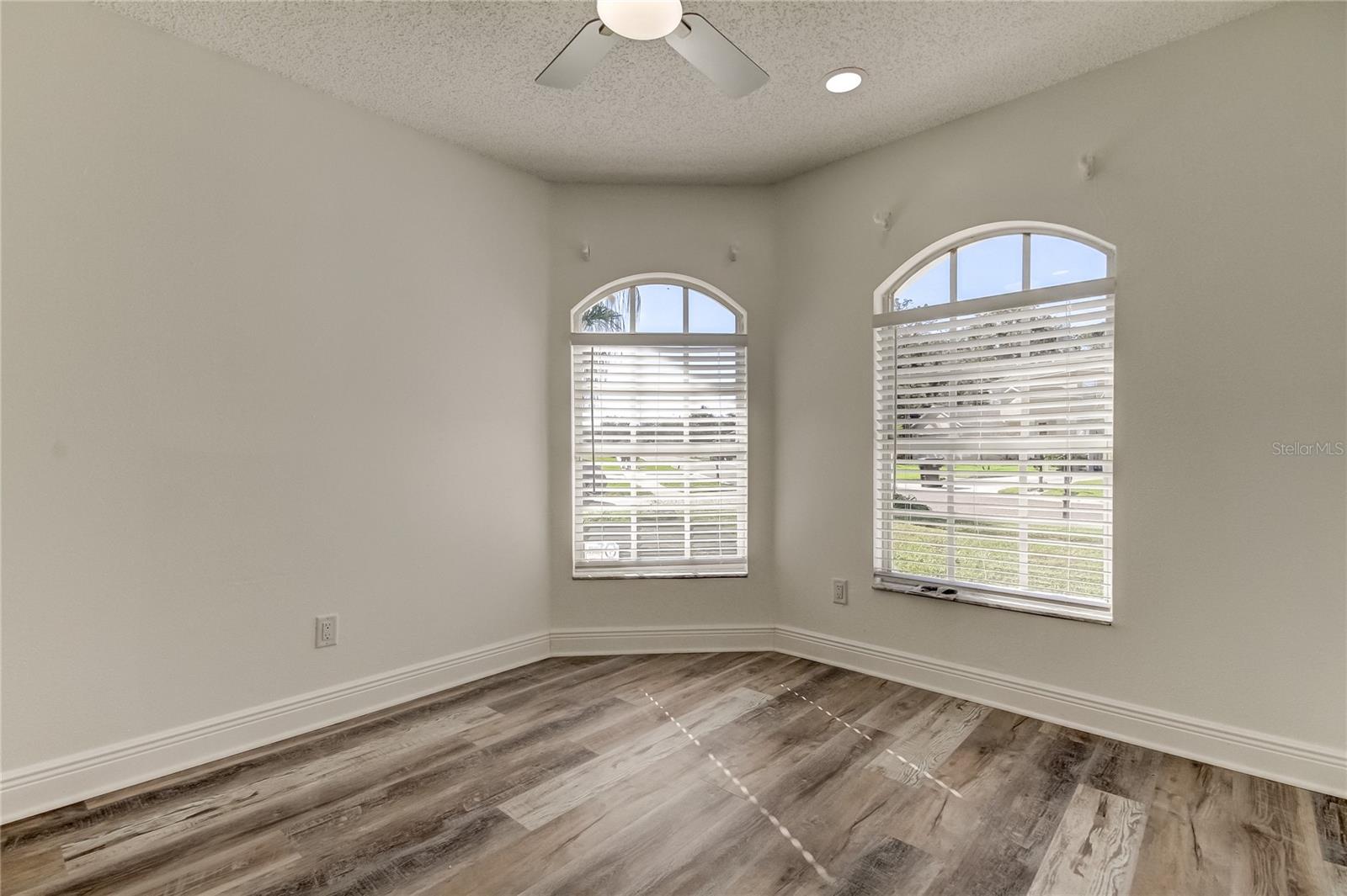 BELLINGHAM OAKS - Residential Lease