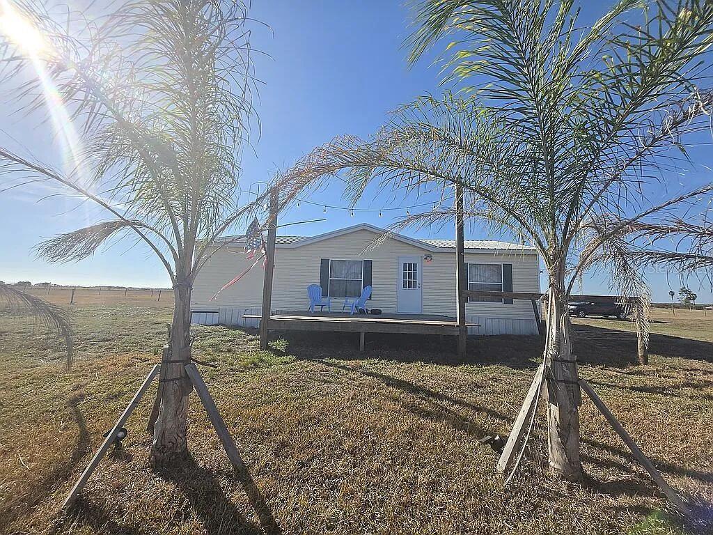 LORIDA RANCHES UNREC - Residential