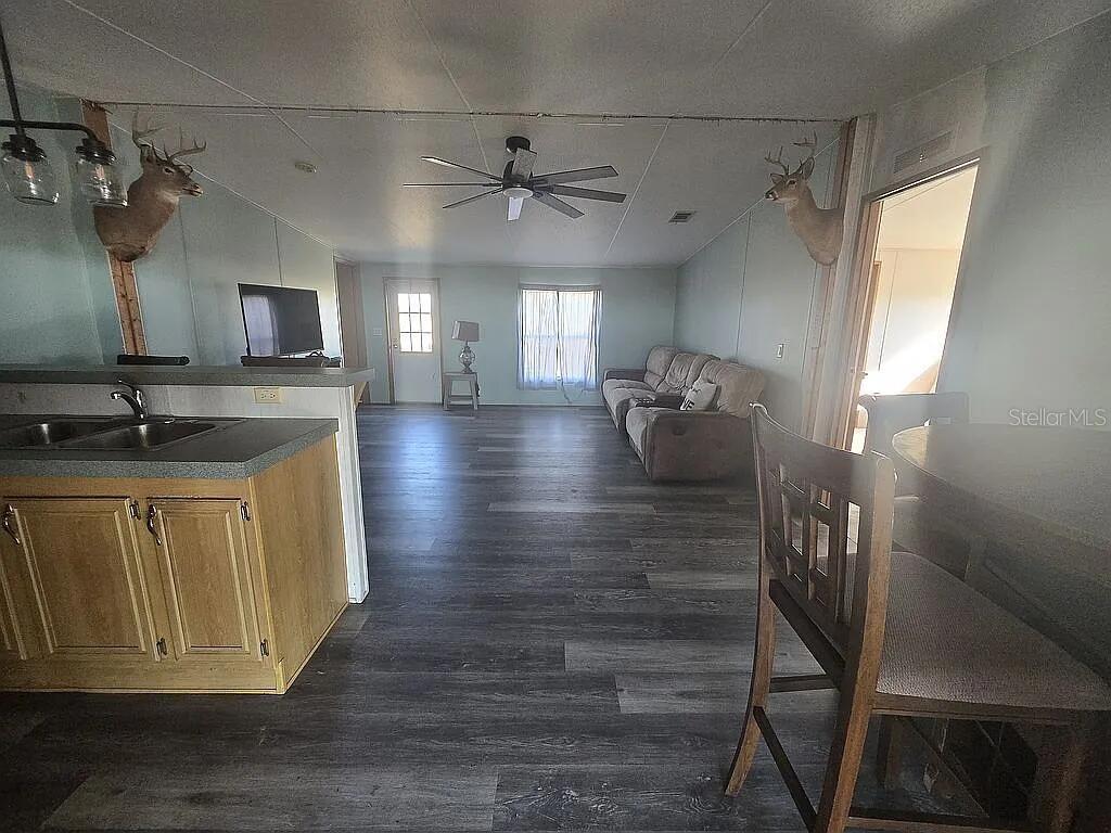 LORIDA RANCHES UNREC - Residential