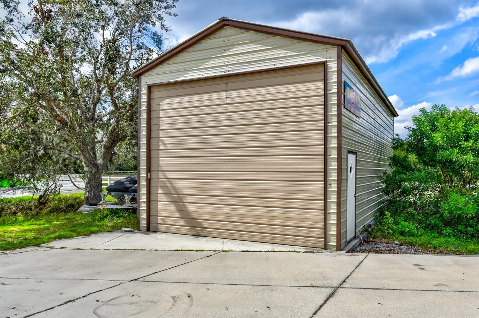ACREAGE - Residential