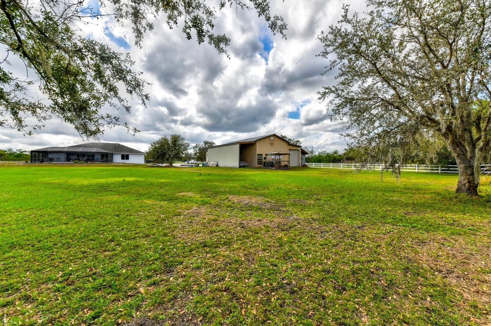 ACREAGE - Residential