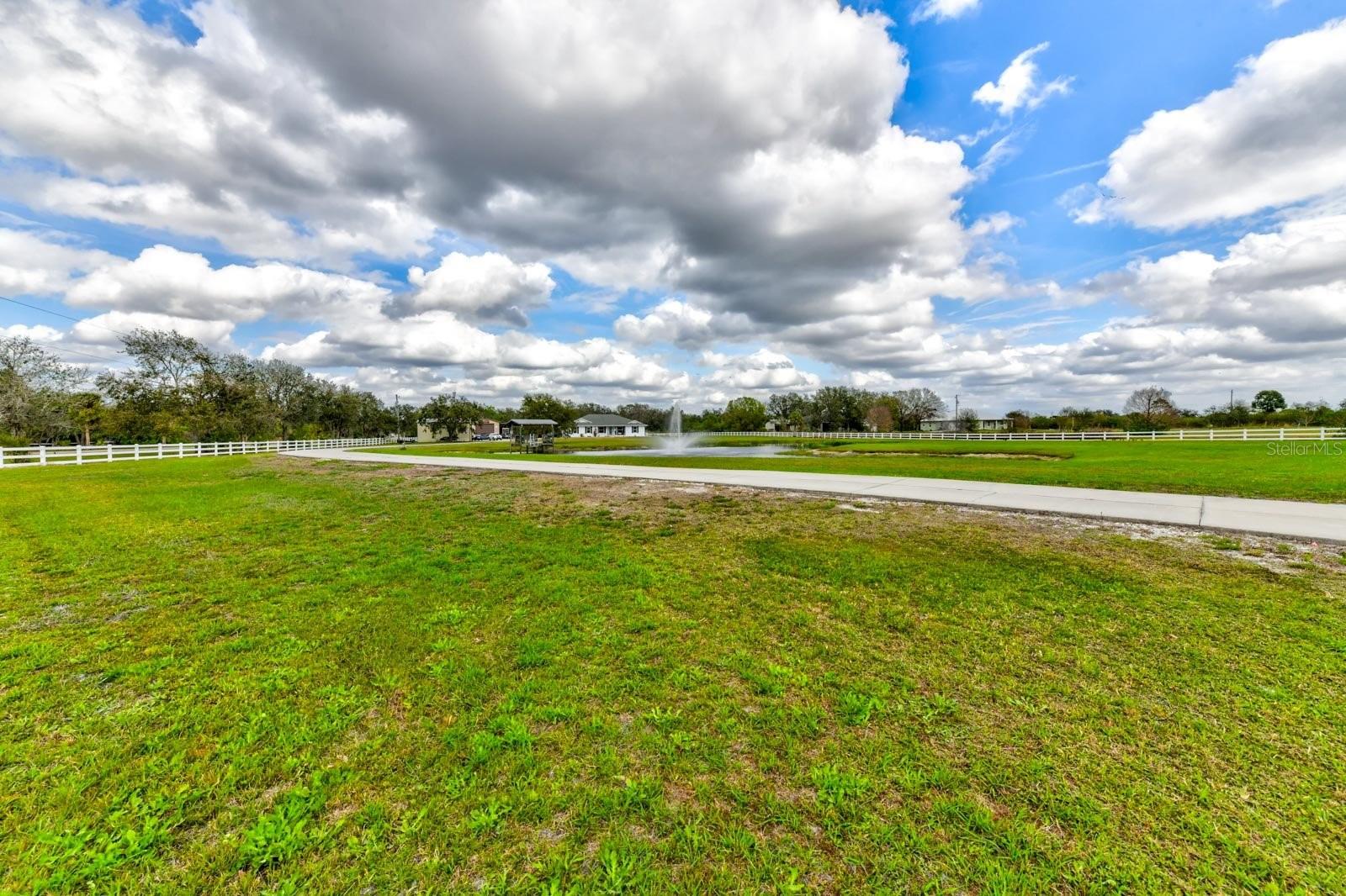 ACREAGE - Residential