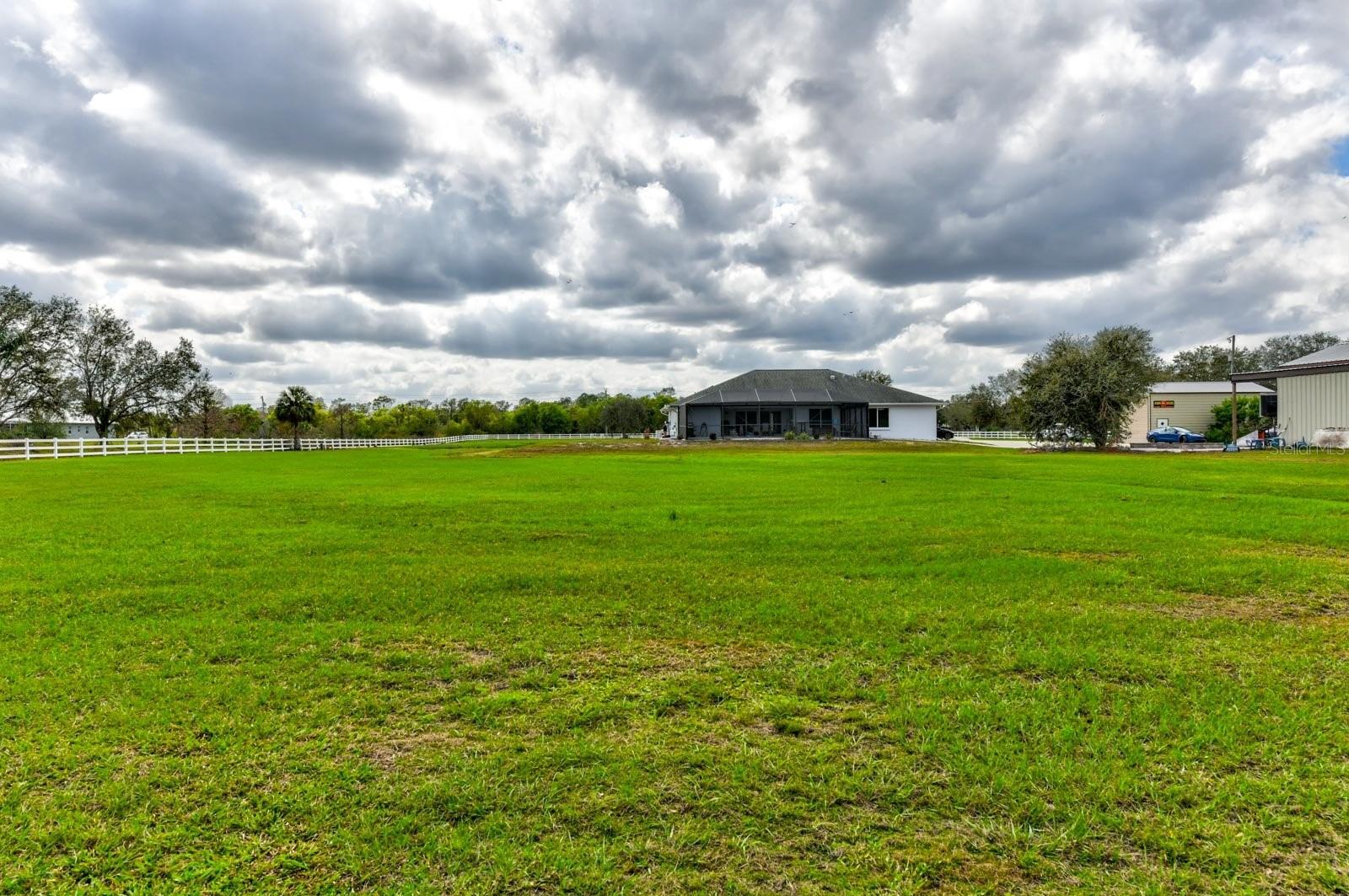 ACREAGE - Residential