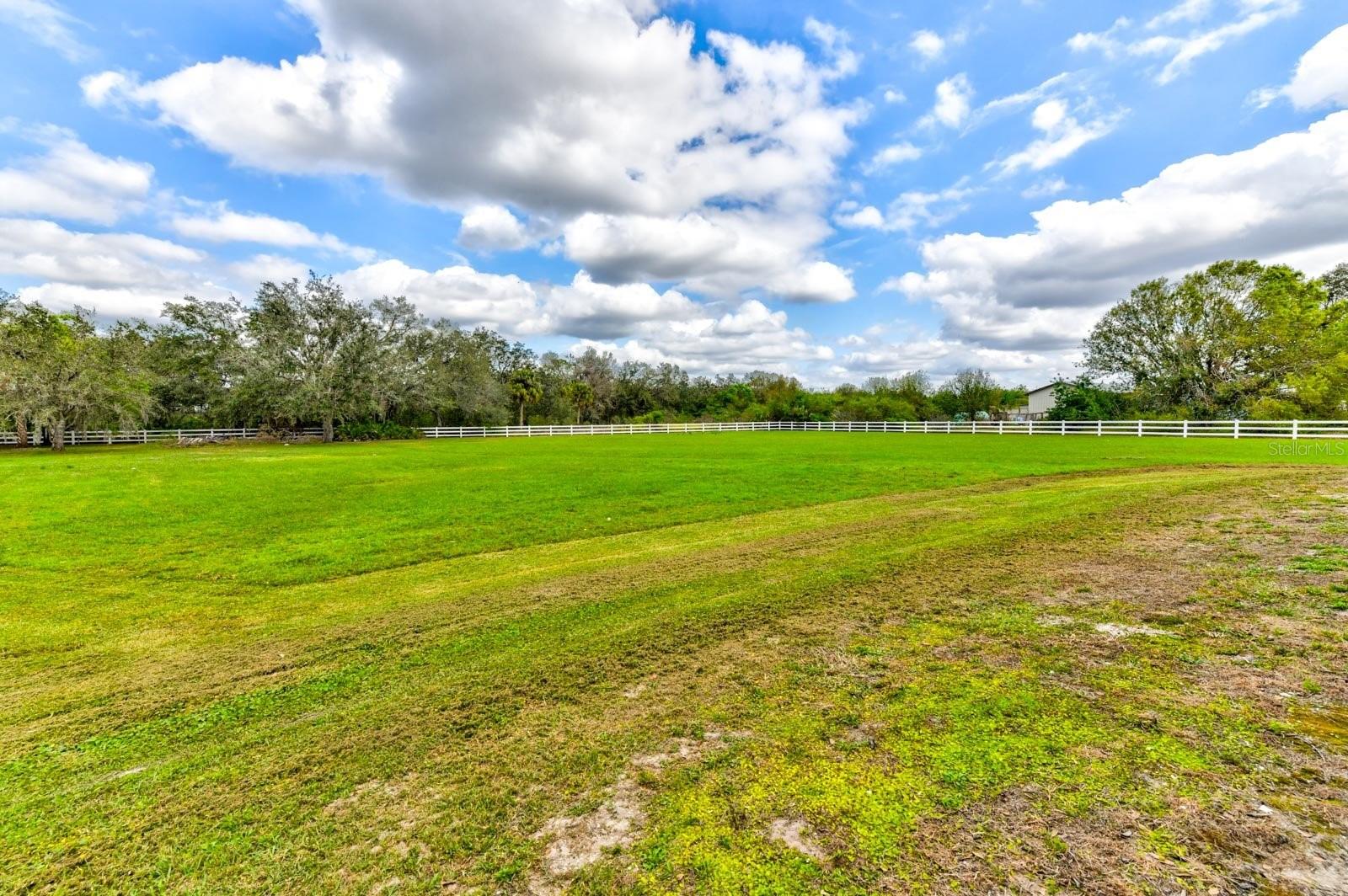 ACREAGE - Residential