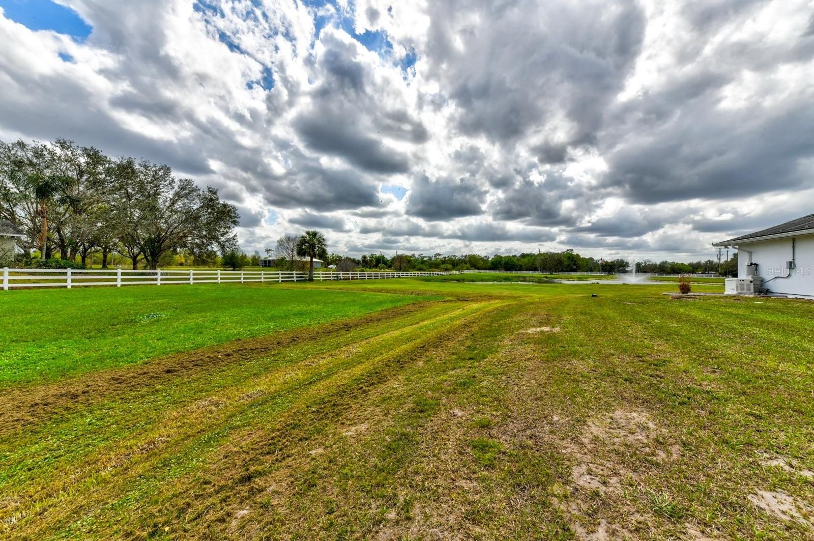 ACREAGE - Residential