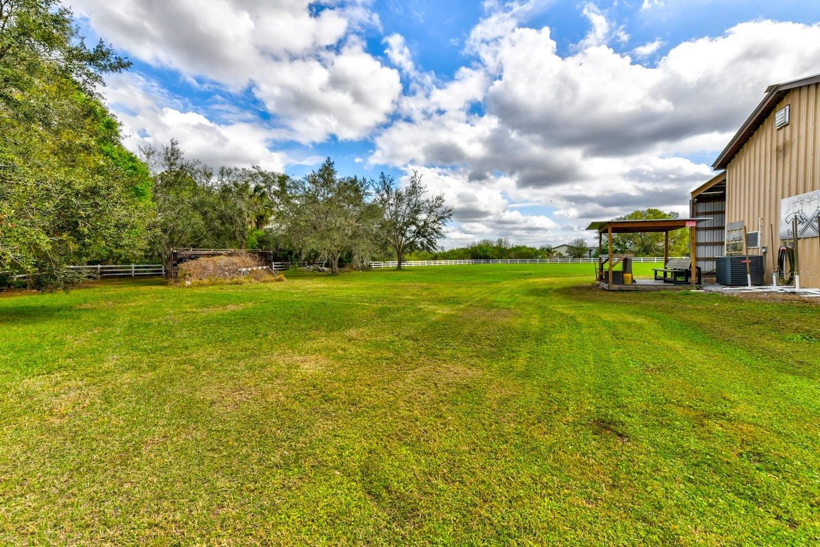 ACREAGE - Residential