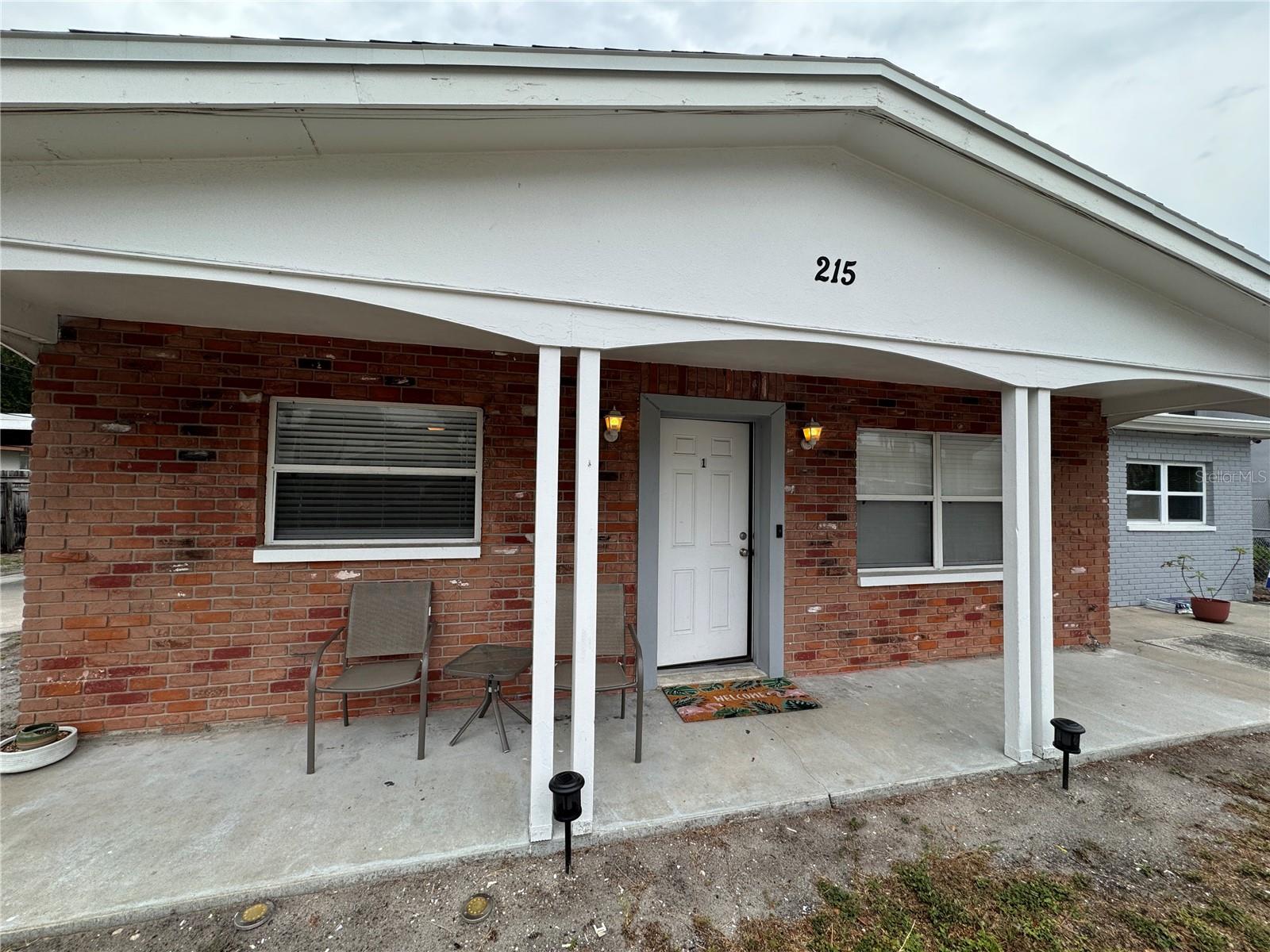 Make this amazing 1 bedroom / 1 bathroom your new home. Less than 10 minute drive to Clearwater Beach with easy access to many local restaurants. Unit comes with driveway space for up to 3-4 cars, so there's no excuse for friends and family not to visit because "there's no parking". Allowing the Tenant to choose paint color options provided by the Landlord to enhance the place to your liking. The unit includes washer/dryer hookup, or the option to rent current washer/dryer from the Landlord throughout your stay. Shared backyard space with much green grass and regular complimentary upkeep on yard is also provided by the Landlord. Additional storage unit to the side of the unit is provided with the ability to lock and secure all personal items. THIS IS A PERFECT APARTMENT FOR A COUPLE LIVING TOGETHER FOR THE FIRST TIME, OR TRAVELING NURSES WITH QUICK ACCESS TO MANY SURROUNDING HOSPITALS.