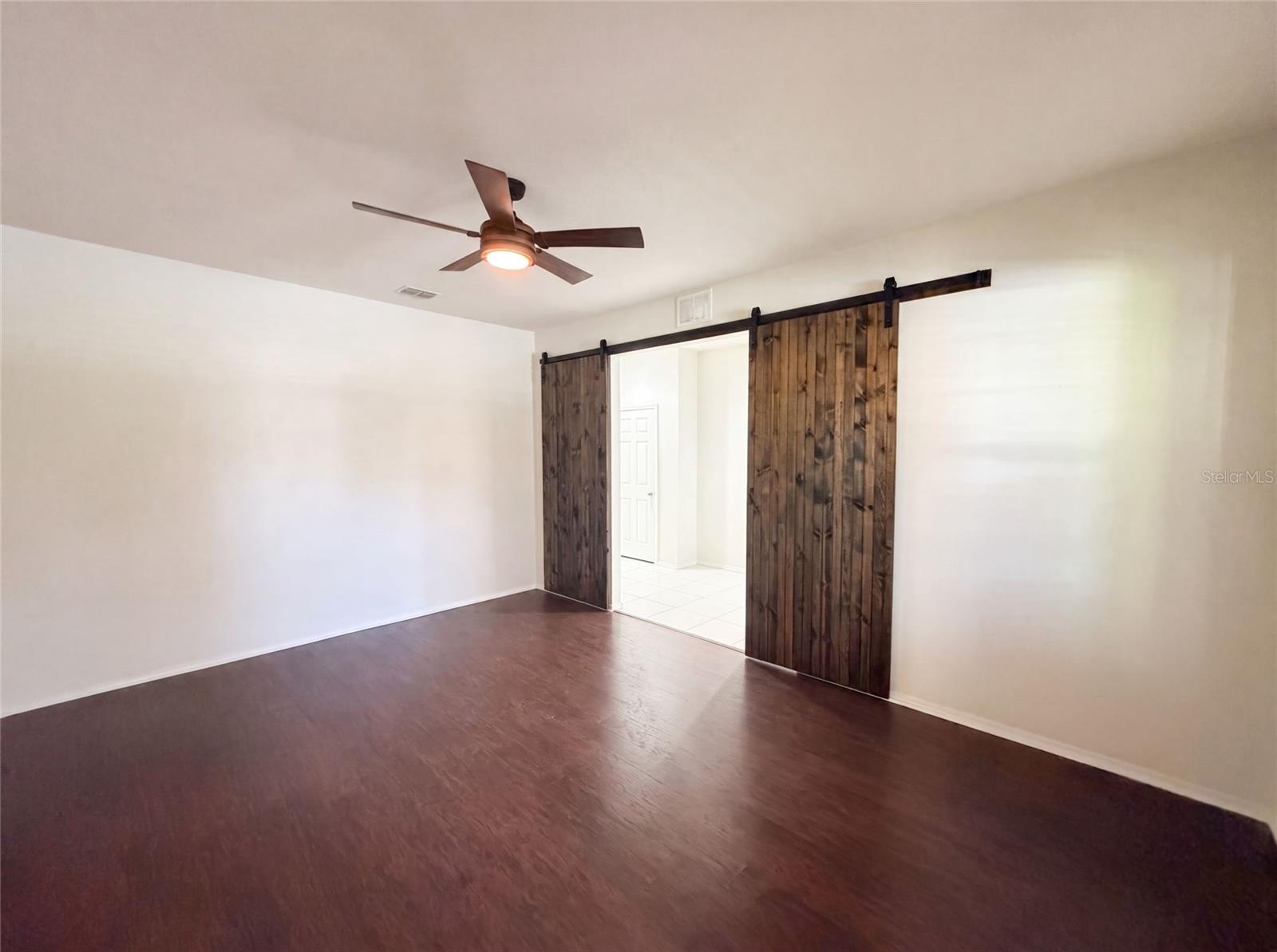 1857 TRILLIUM BOULEVARD