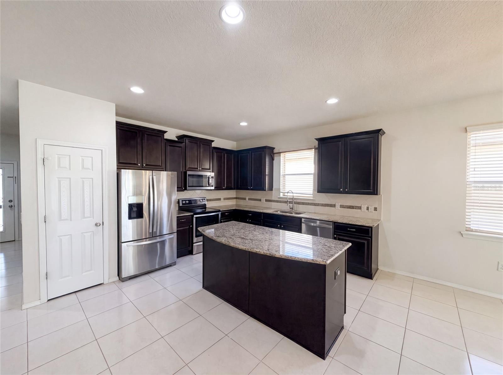 1857 TRILLIUM BOULEVARD