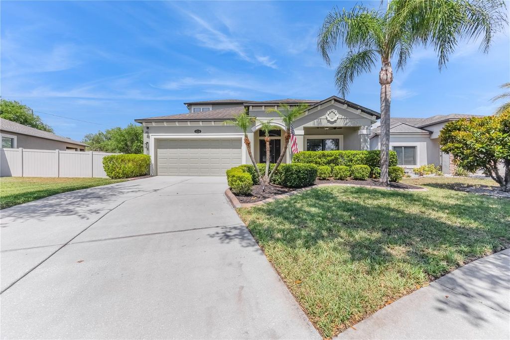 Photo of 11510 Scarlet Ibis Place, Riverview, FL 33569 (MLS # TB8502319)