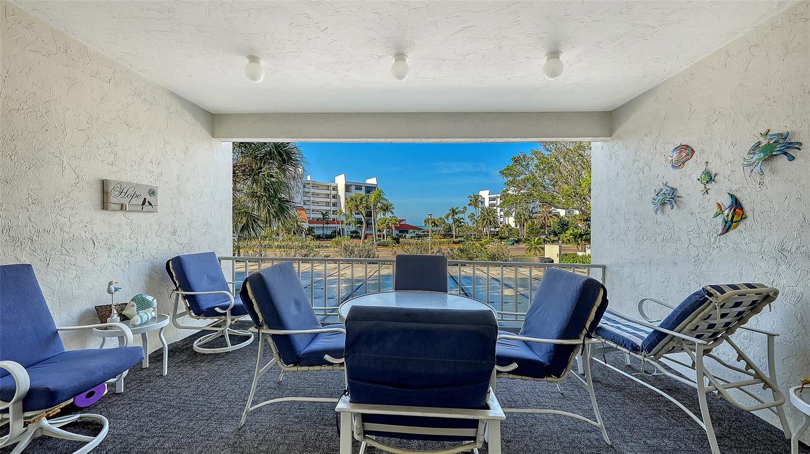 LONGBOAT HARBOUR - Residential