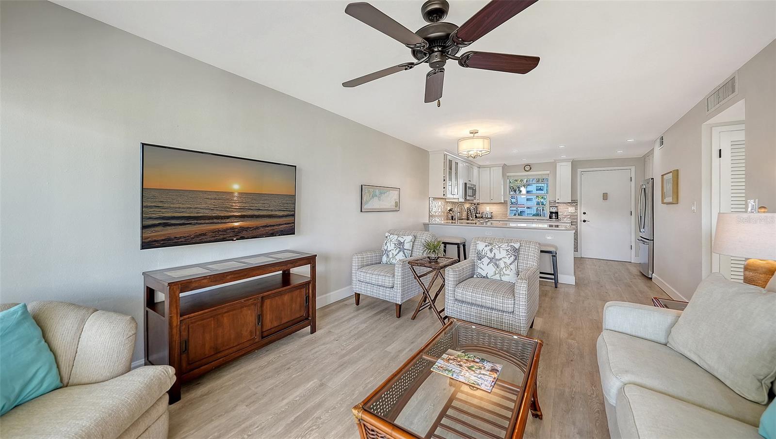 LONGBOAT HARBOUR - Residential