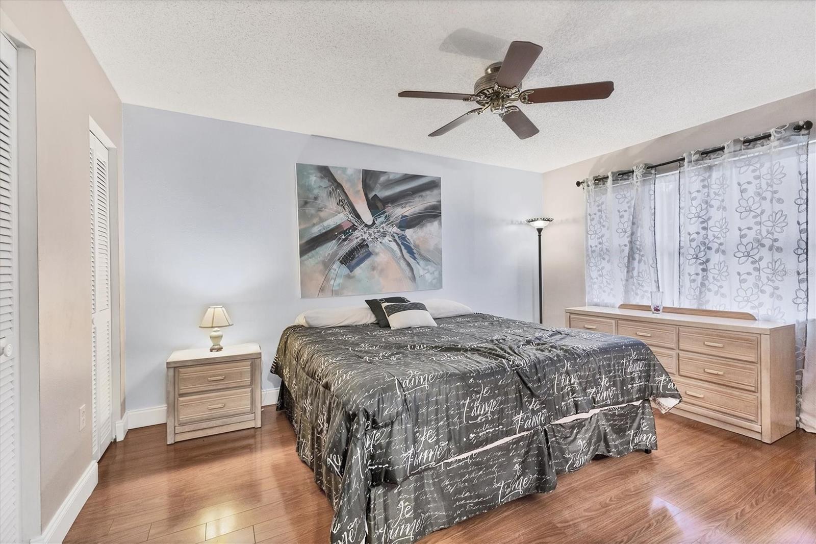 LAKE SARASOTA - Residential