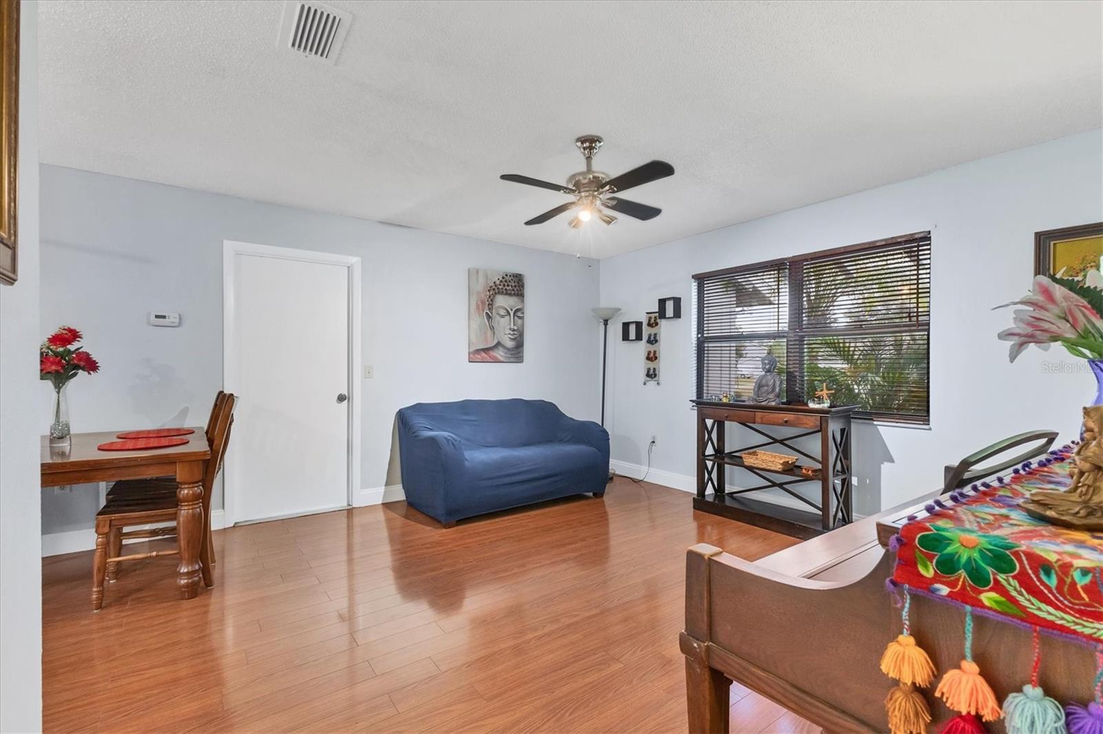 LAKE SARASOTA - Residential