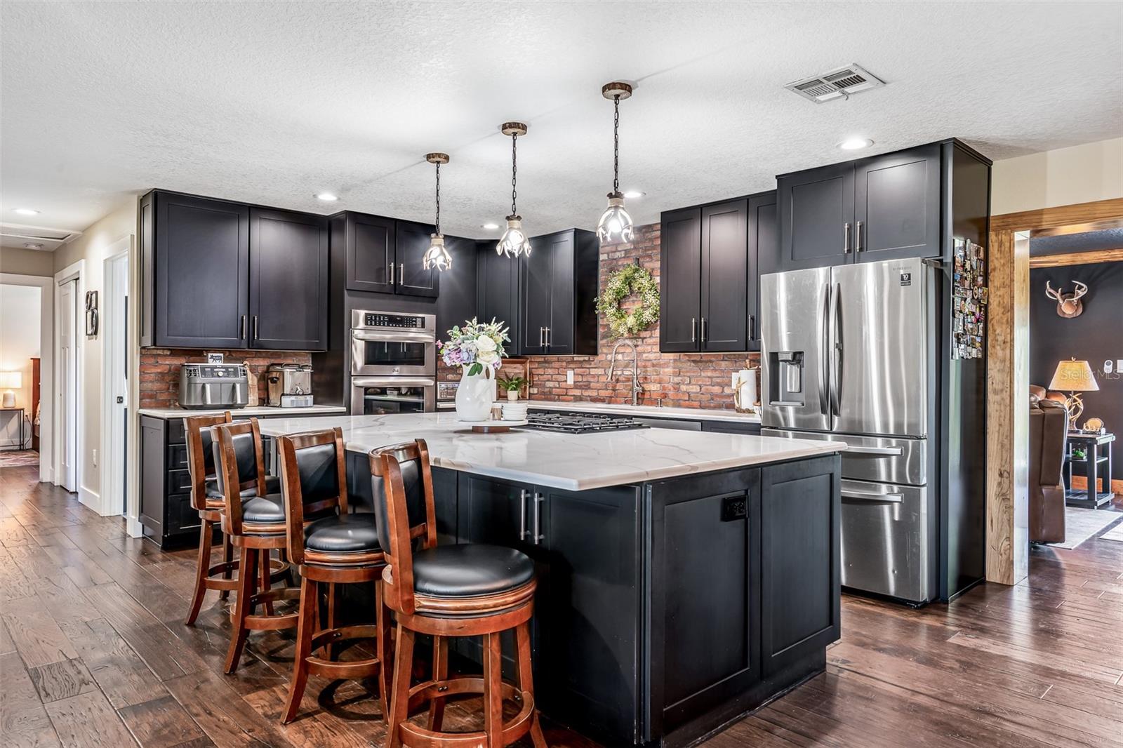 METES AND BOUNDS - Residential