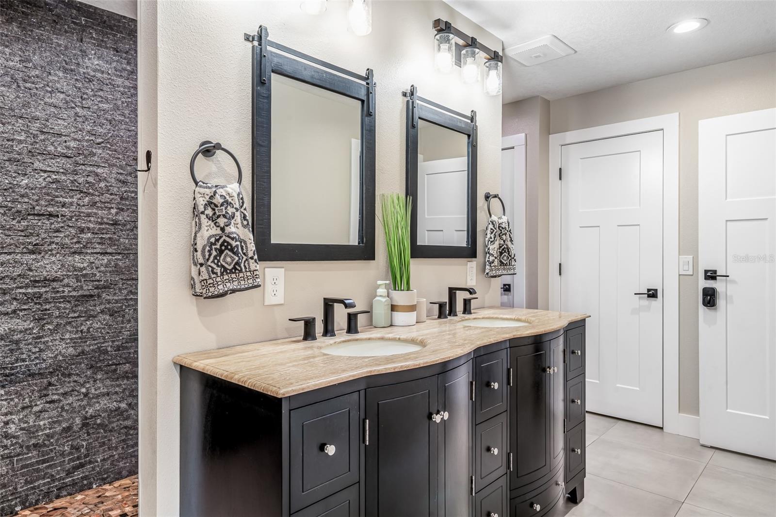 METES AND BOUNDS - Residential