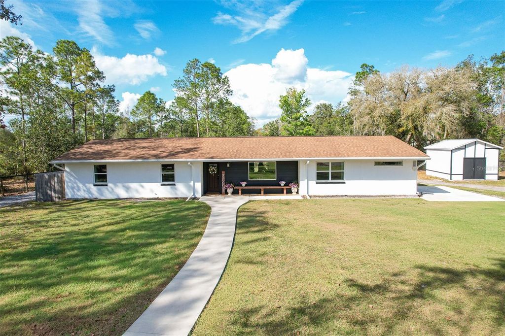Photo of 27035 State Road 44, Eustis, FL 32736 (MLS # O6389427)