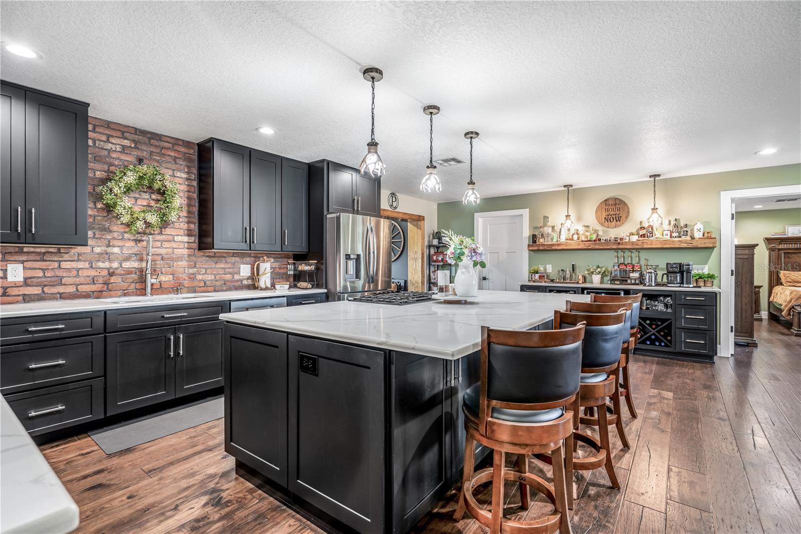 METES AND BOUNDS - Residential