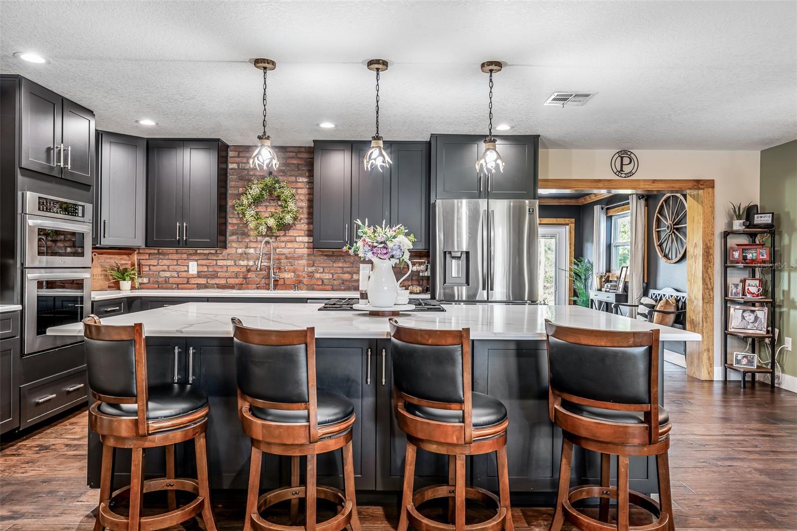 METES AND BOUNDS - Residential