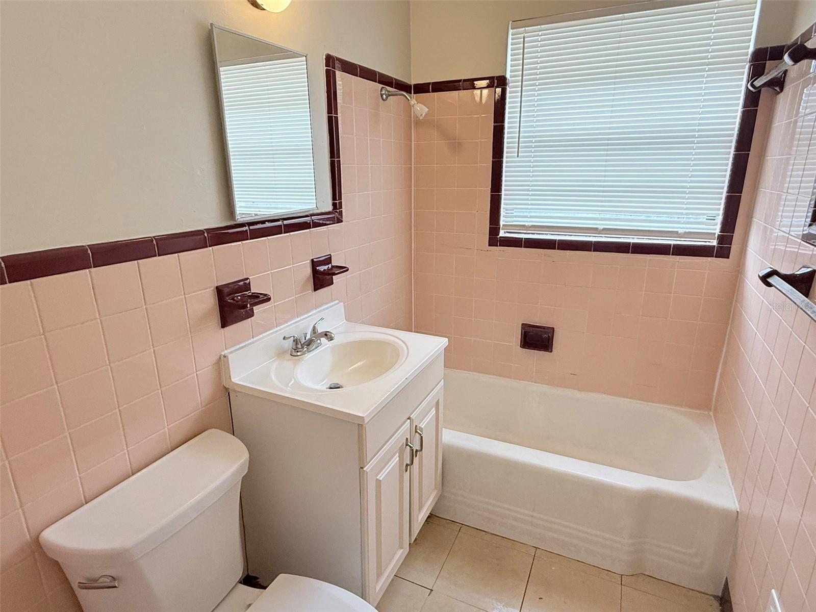 EDGEWOOD 3RD ADD - Residential Lease