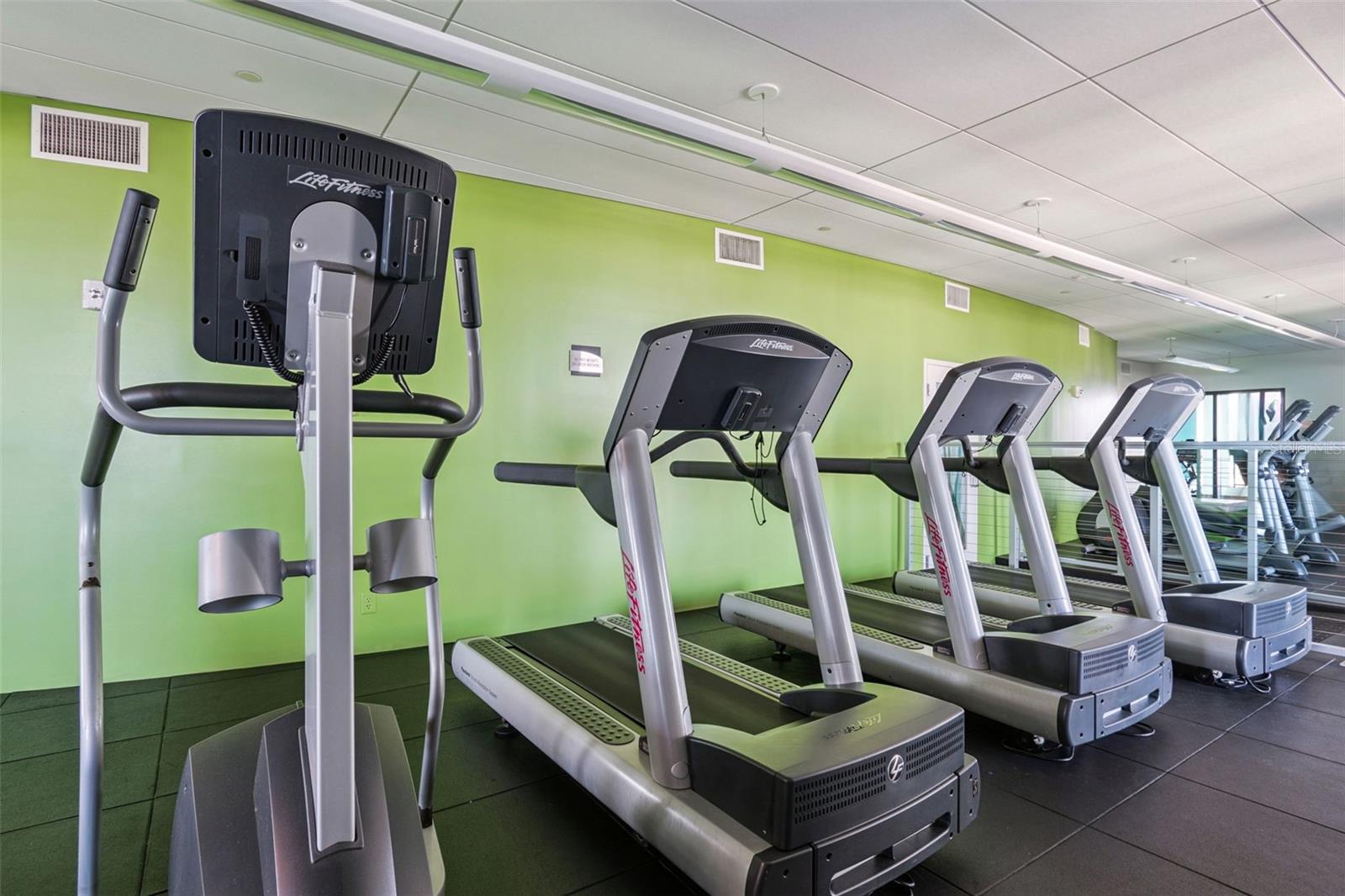 BAYFRONT TOWER CONDO - Residential Lease