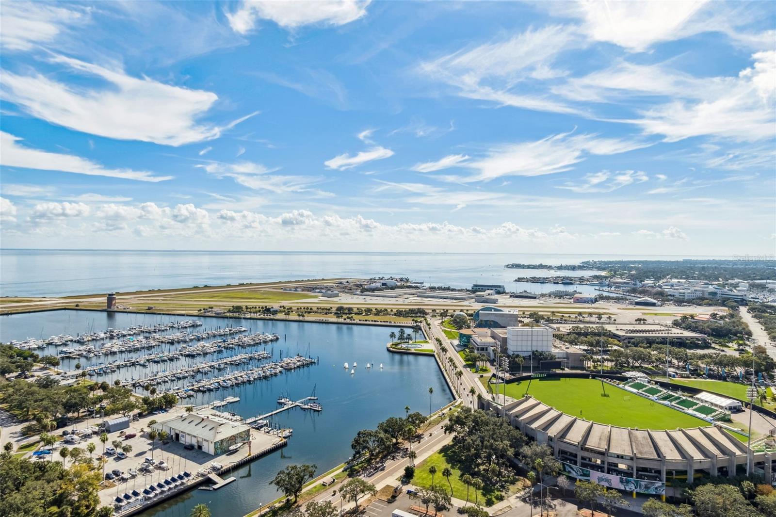BAYFRONT TOWER CONDO - Residential Lease