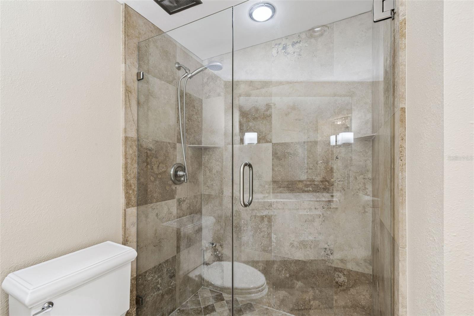 BAYFRONT TOWER CONDO - Residential Lease