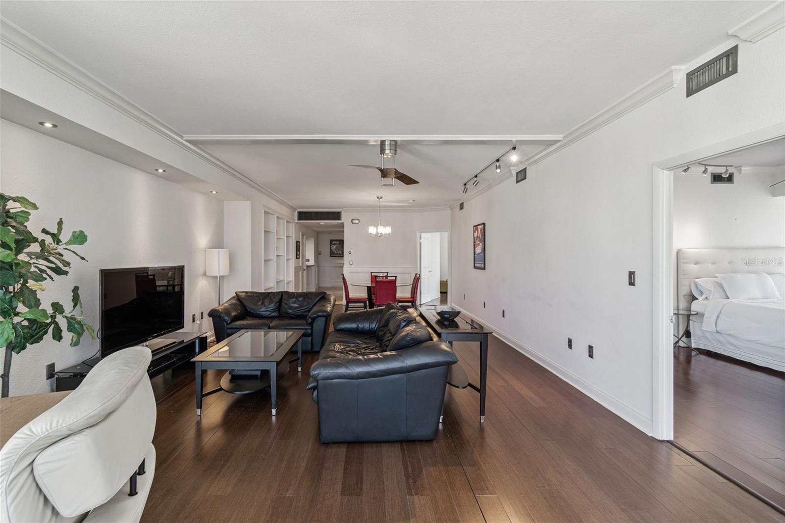 BAYFRONT TOWER CONDO - Residential Lease