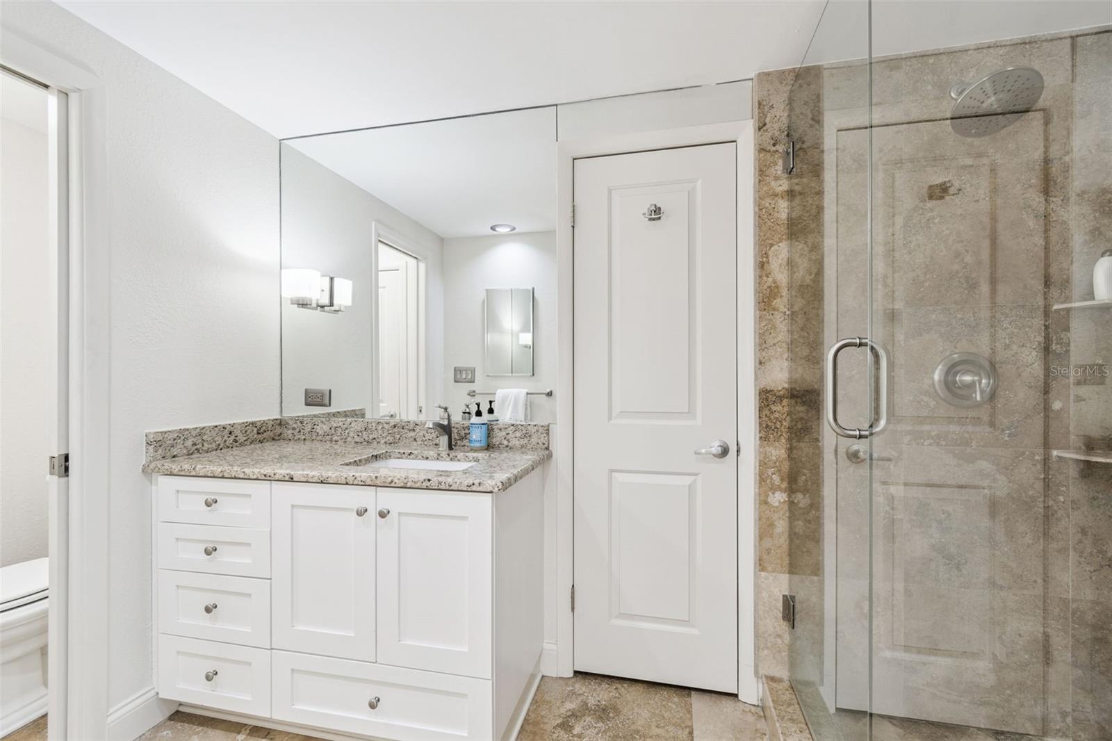 BAYFRONT TOWER CONDO - Residential Lease