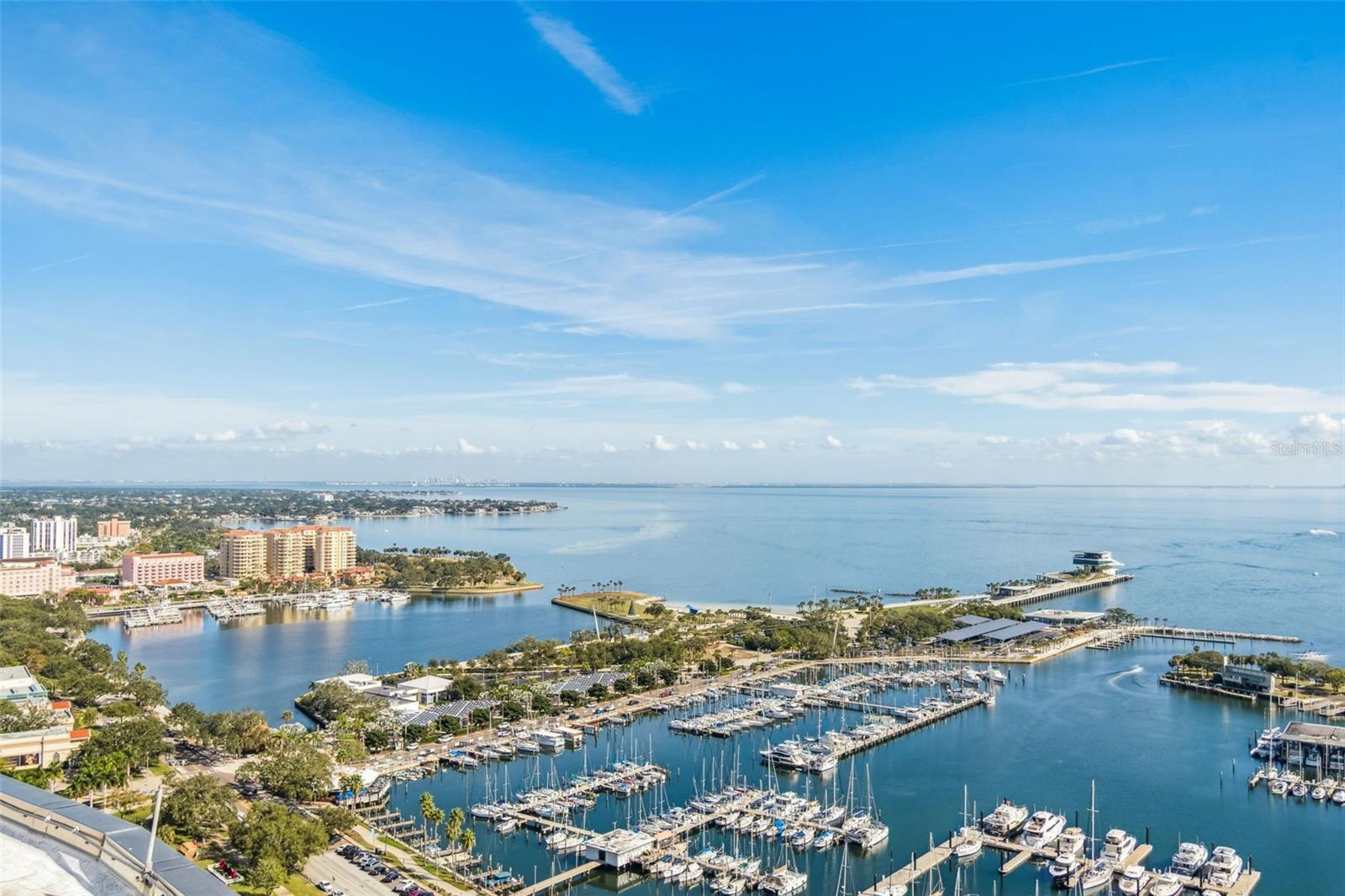 BAYFRONT TOWER CONDO - Residential Lease