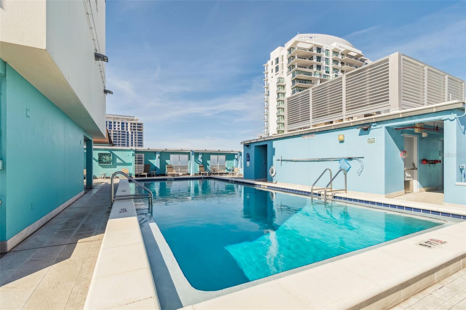 BAYFRONT TOWER CONDO - Residential Lease