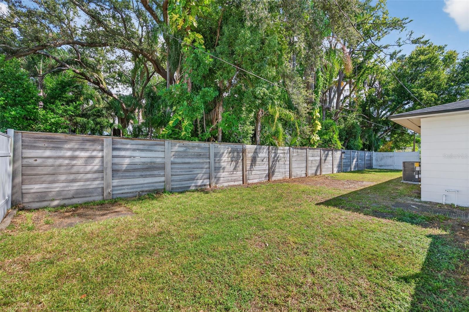 PINE RIDGE - Residential