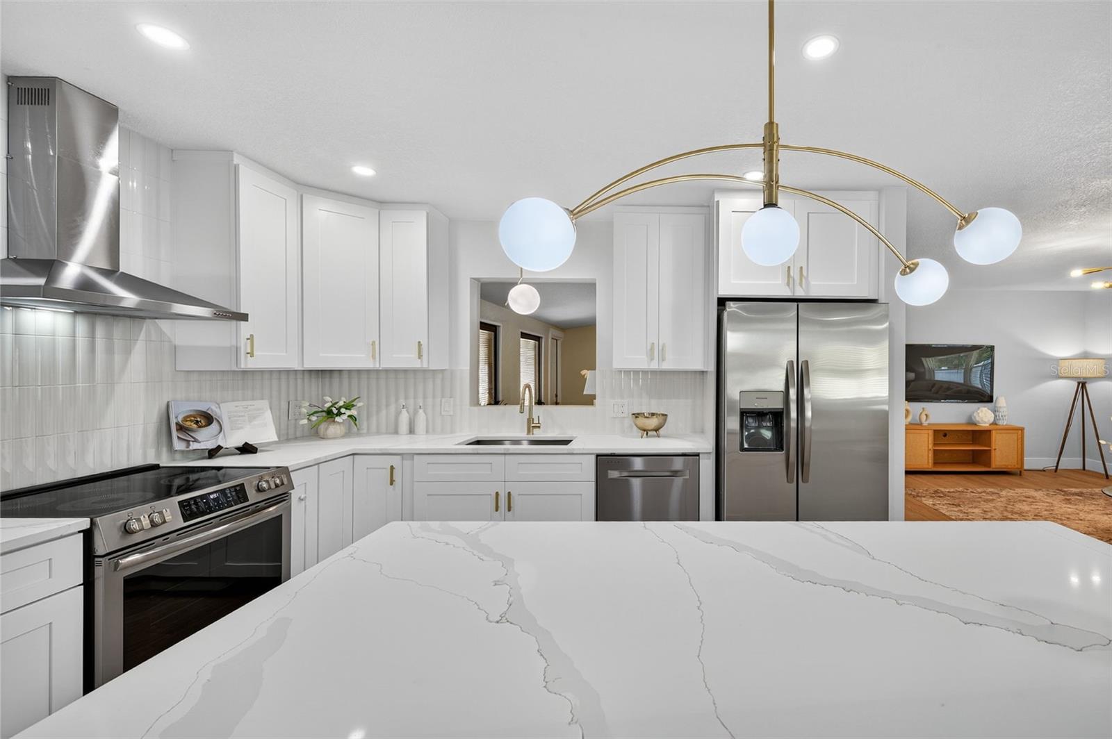PINE RIDGE - Residential