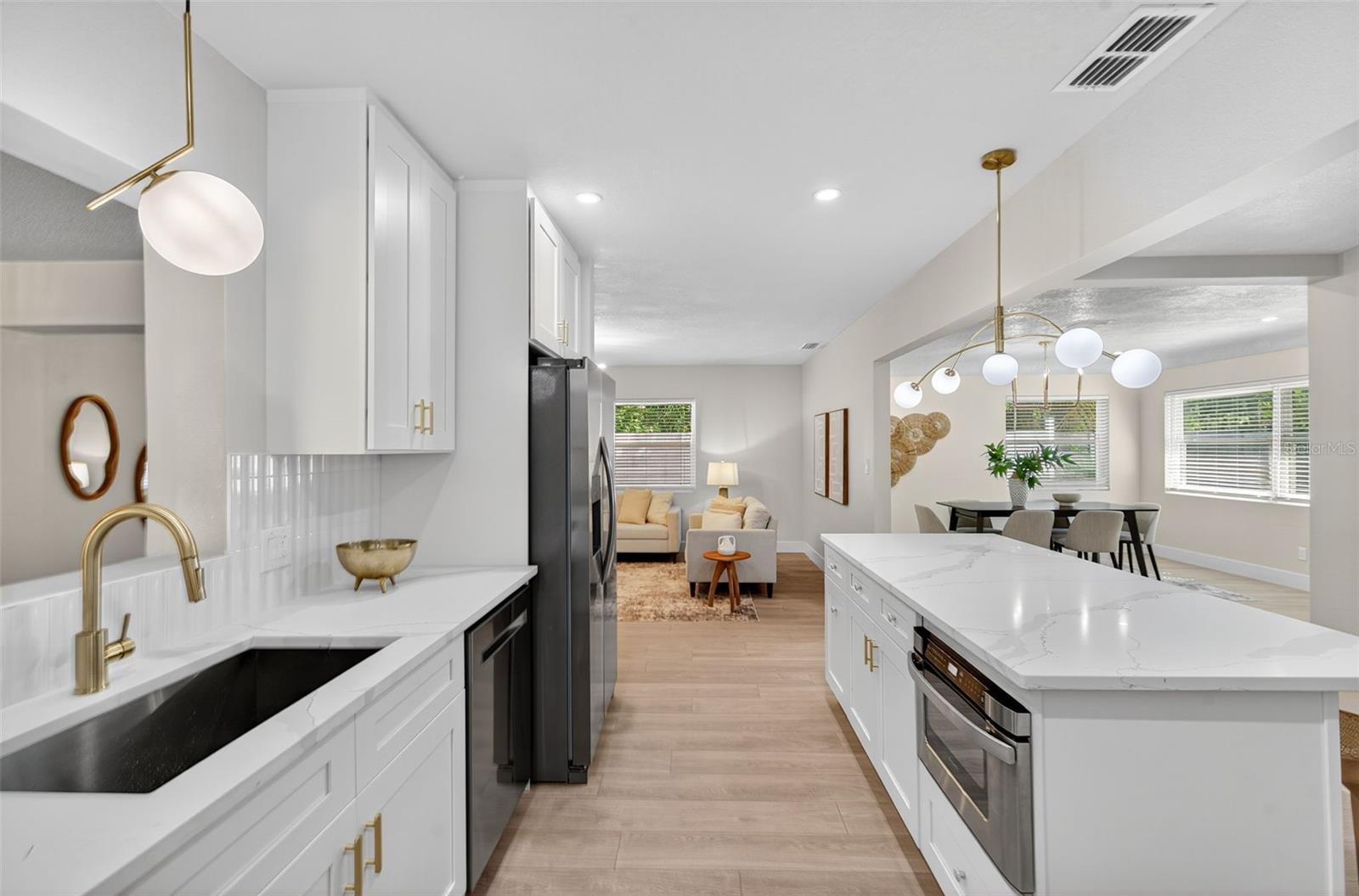 PINE RIDGE - Residential