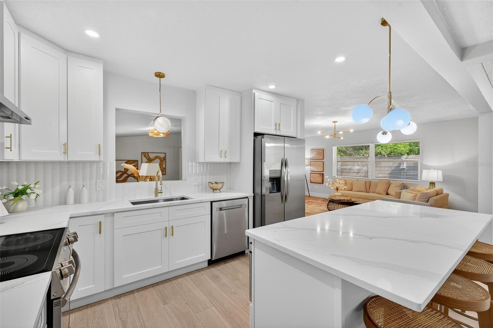 PINE RIDGE - Residential