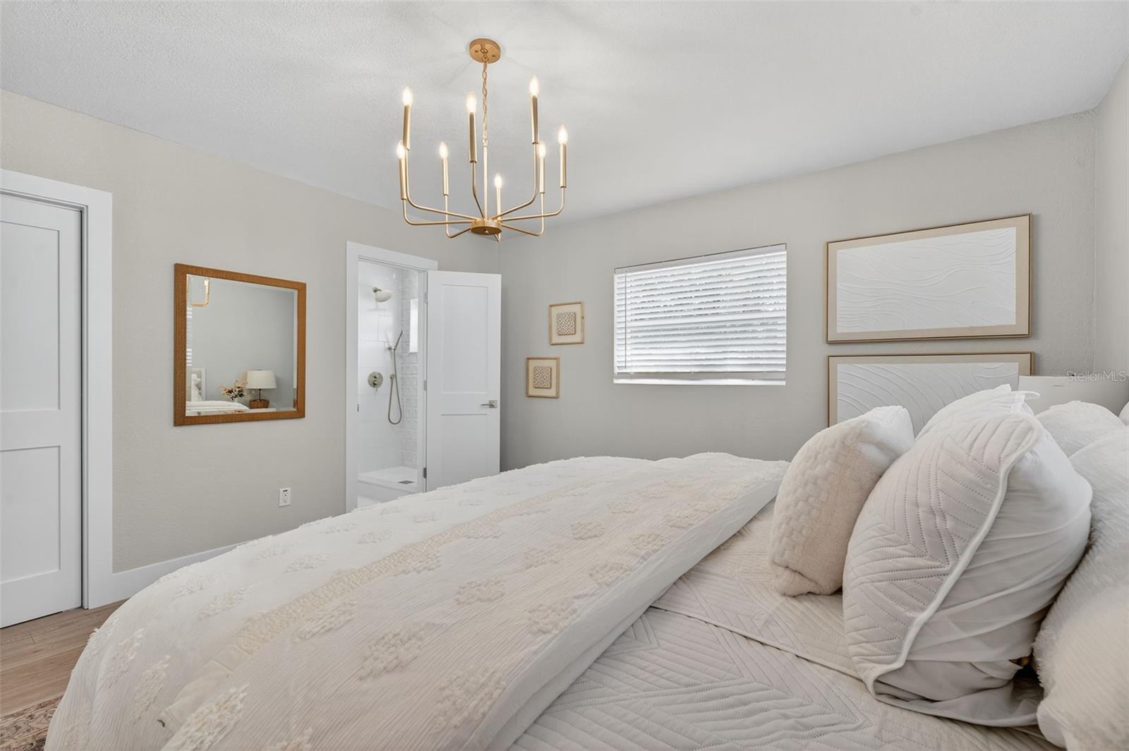 PINE RIDGE - Residential