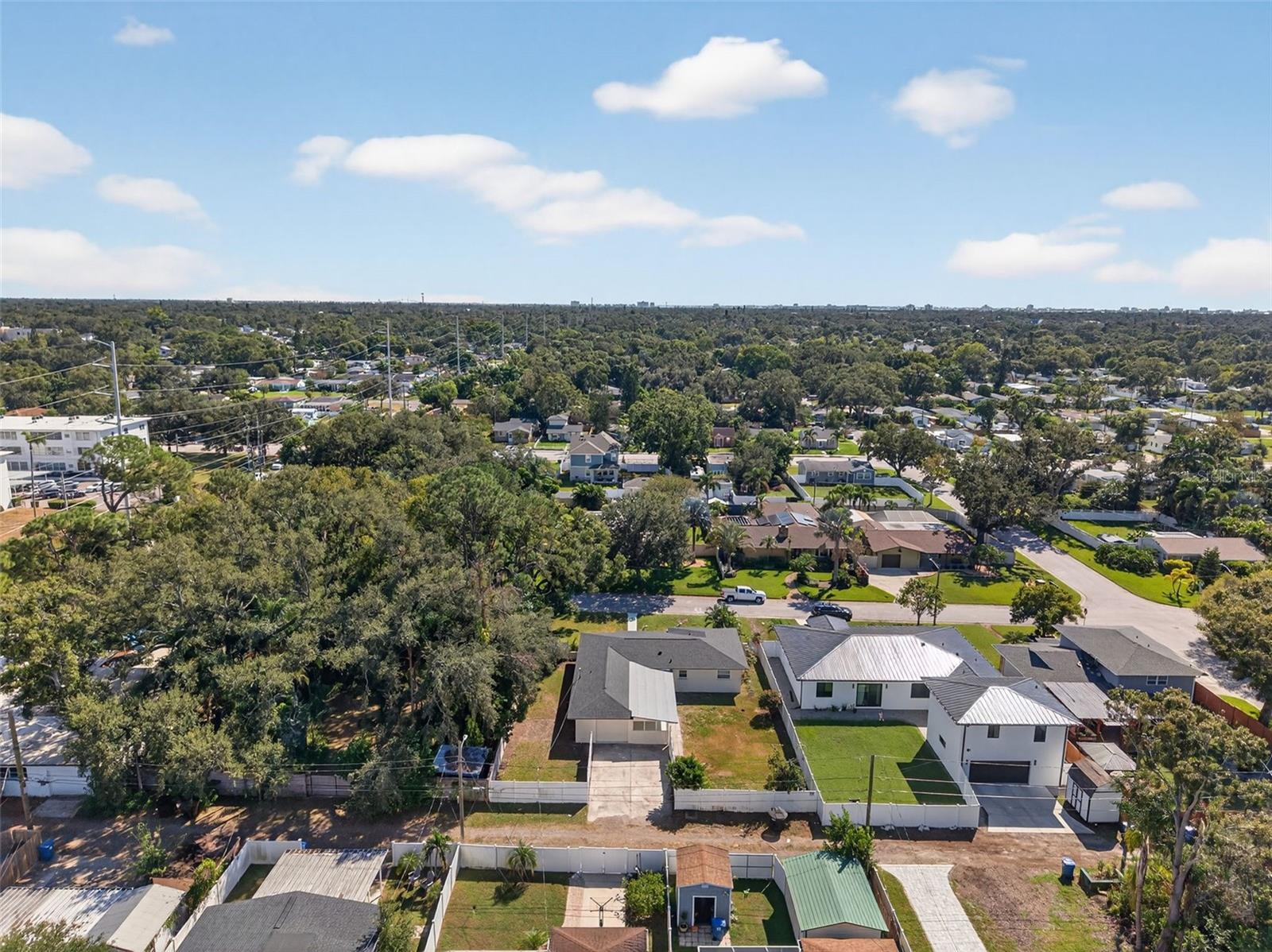 PINE RIDGE - Residential