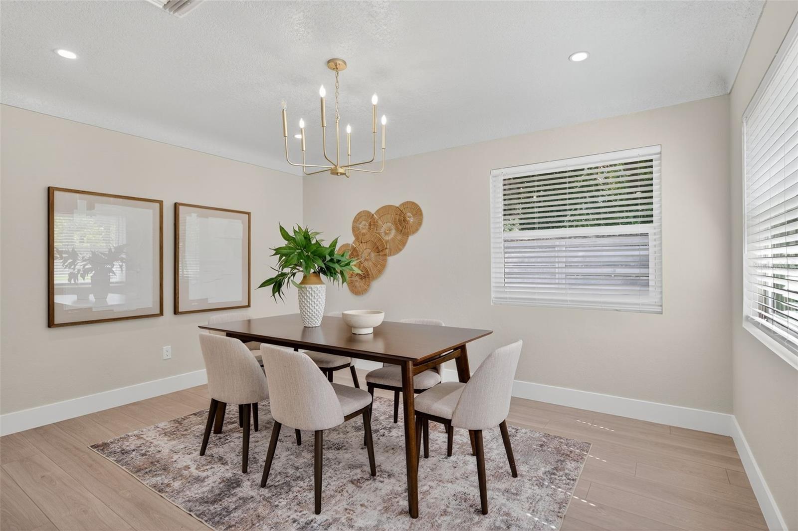 PINE RIDGE - Residential