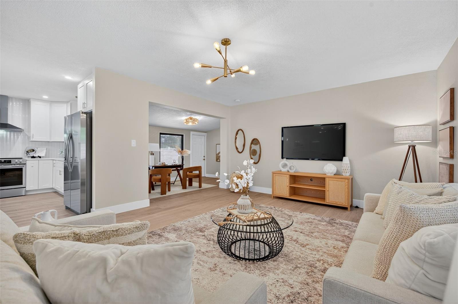 PINE RIDGE - Residential