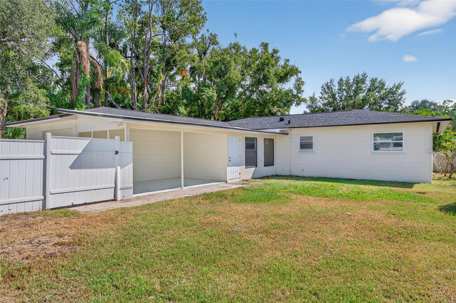 PINE RIDGE - Residential