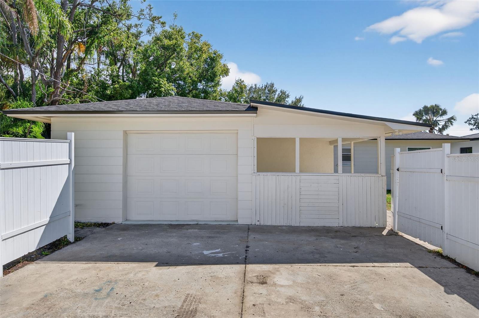 PINE RIDGE - Residential