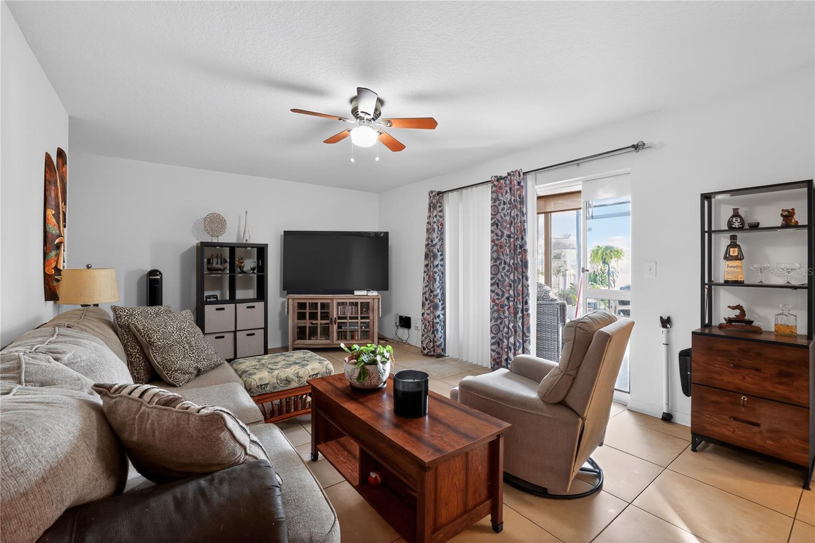 MANHATTAN PALMS CONDO - Residential