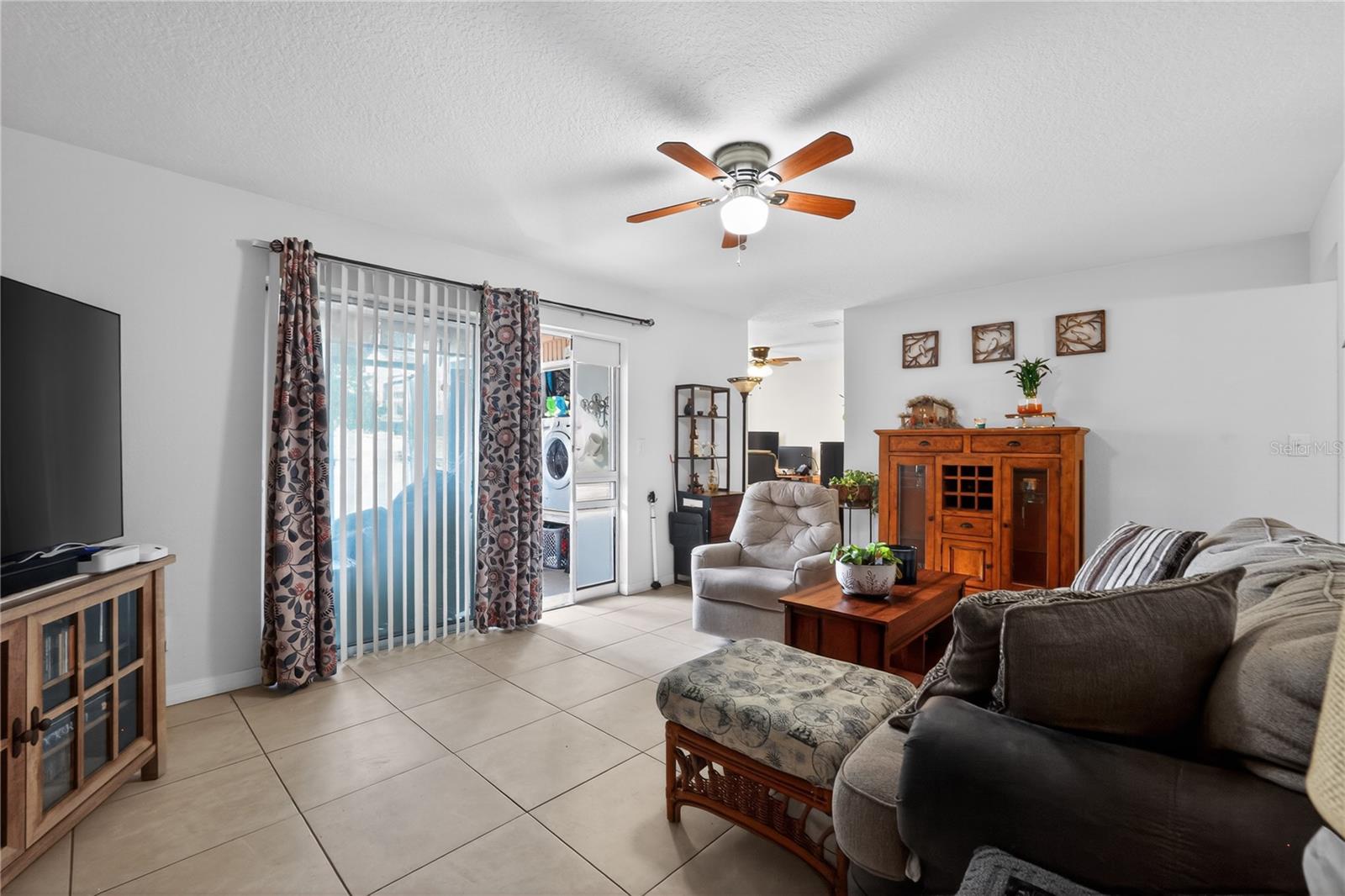 MANHATTAN PALMS CONDO - Residential