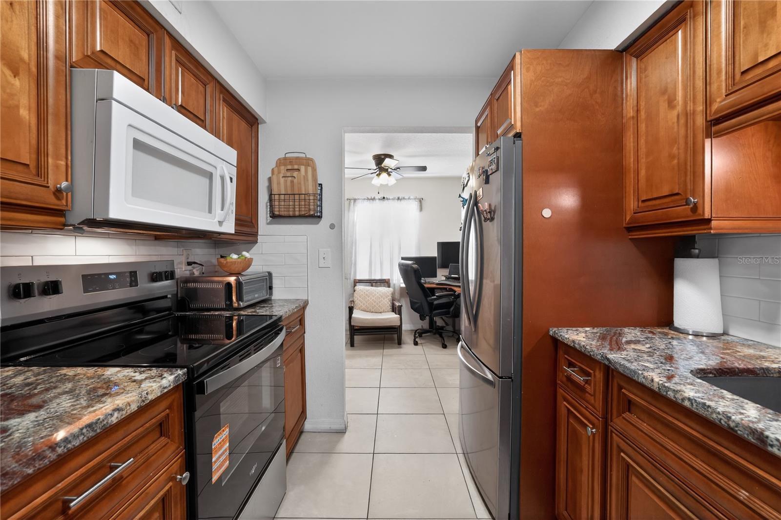 MANHATTAN PALMS CONDO - Residential