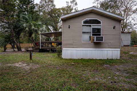 A home in LAKELAND