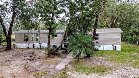 A home in LAKELAND