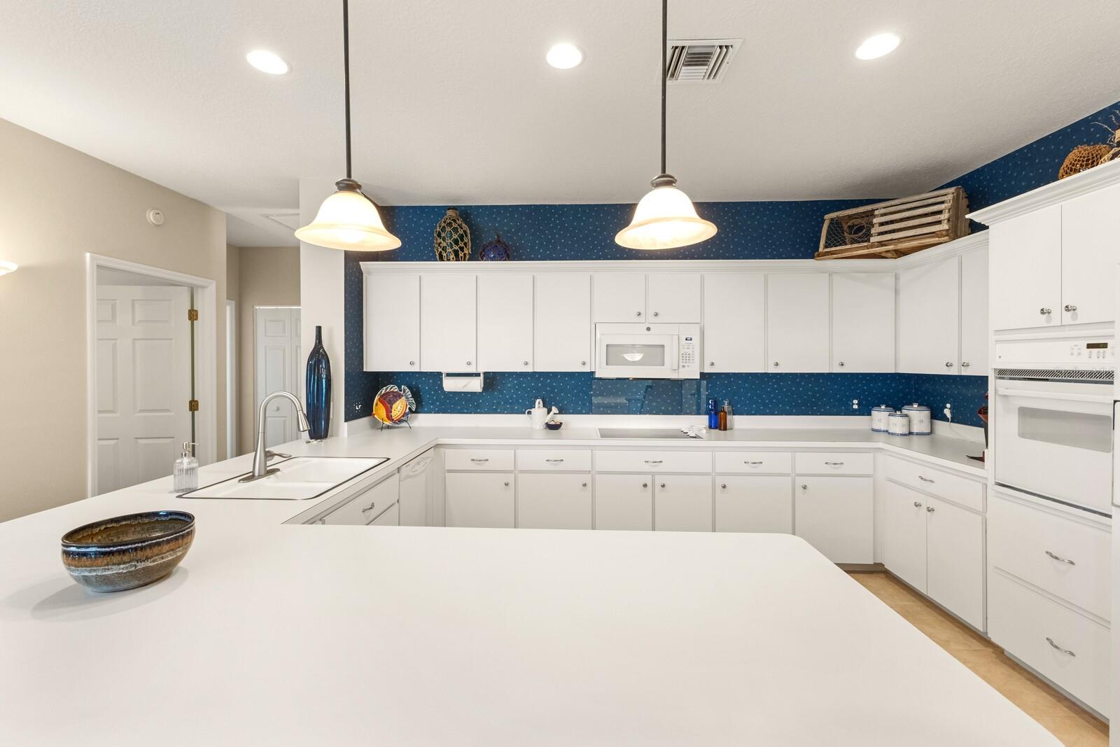 HOLMES BEACH DEV 3RD UNIT - Residential