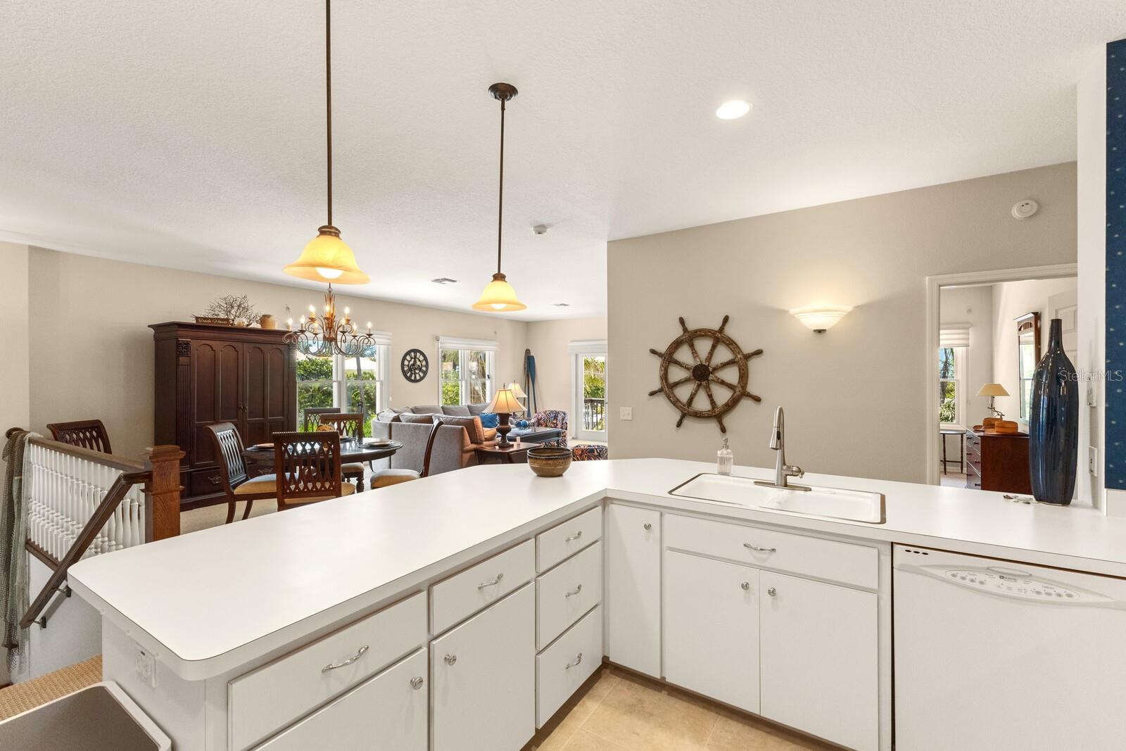 HOLMES BEACH DEV 3RD UNIT - Residential